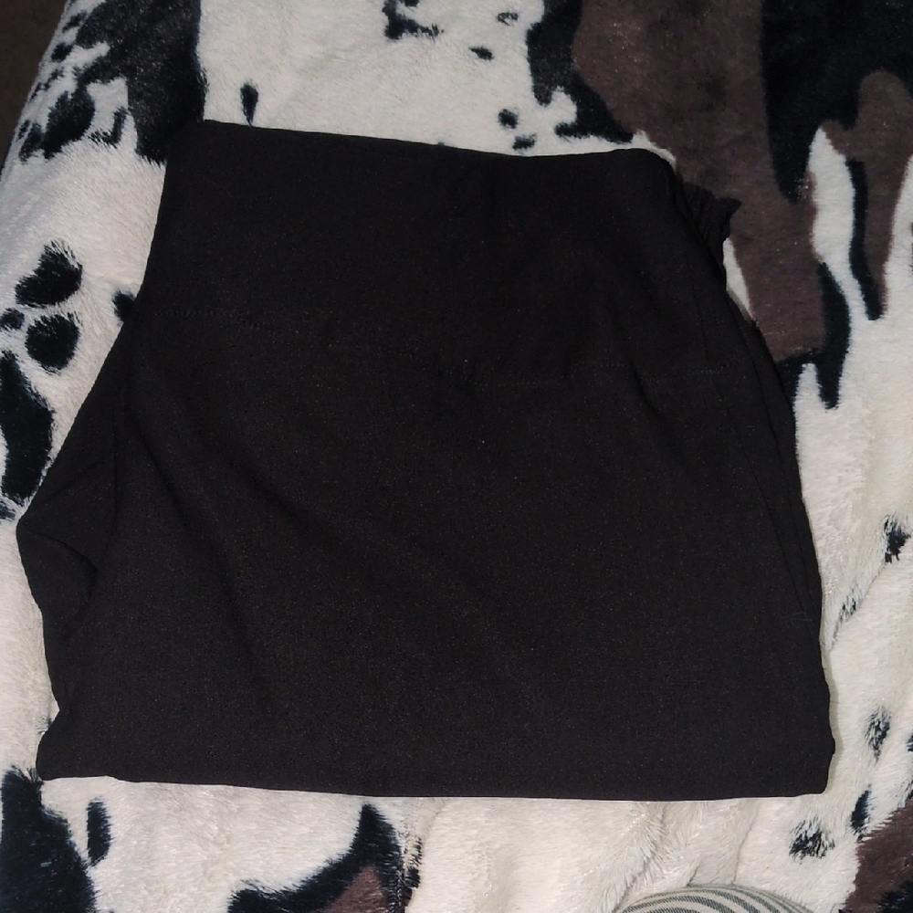 Worthington Black Pull-On Skinny Pants